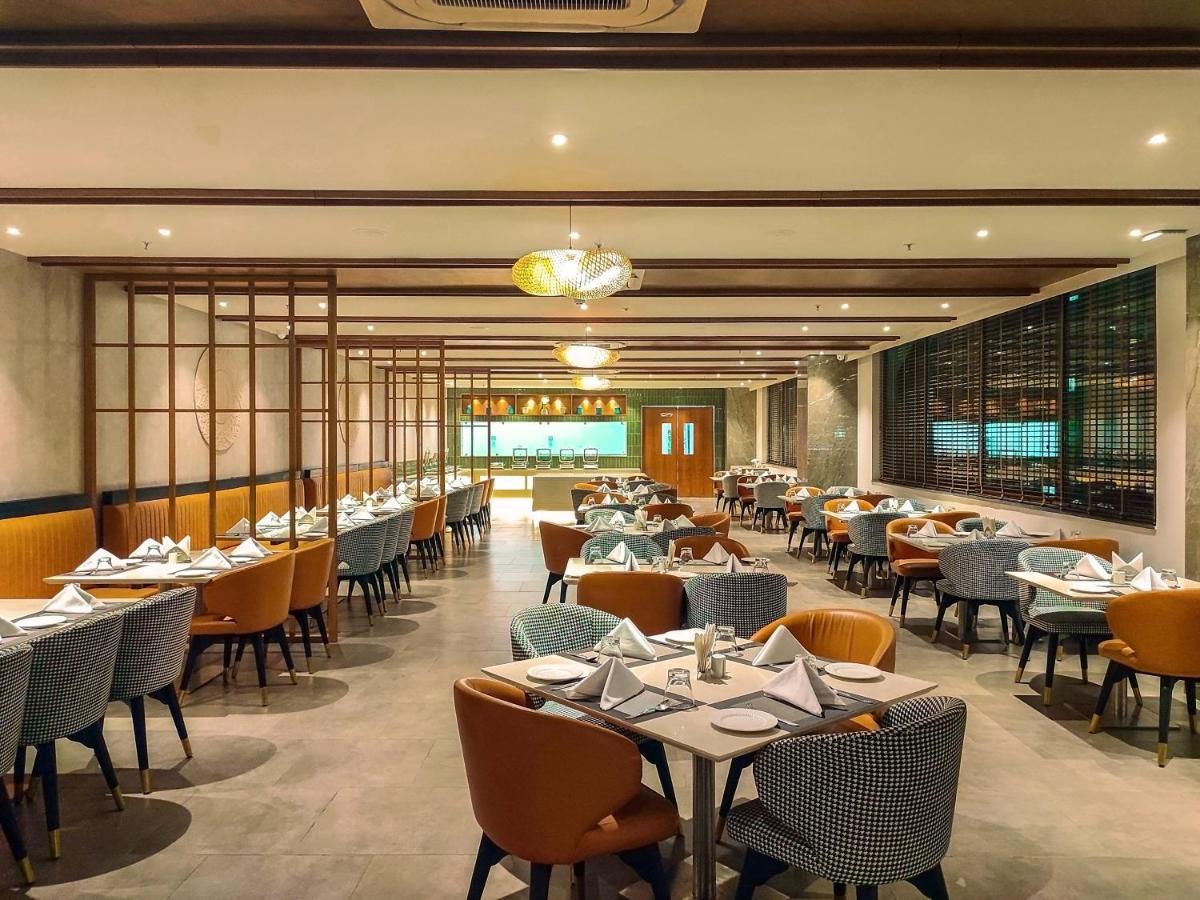 Signature Hotels 维沙卡帕特南 外观 照片