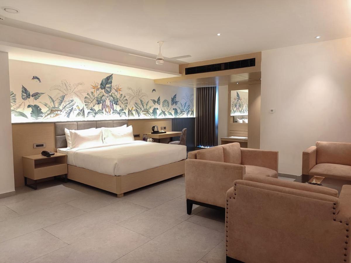 Signature Hotels 维沙卡帕特南 外观 照片