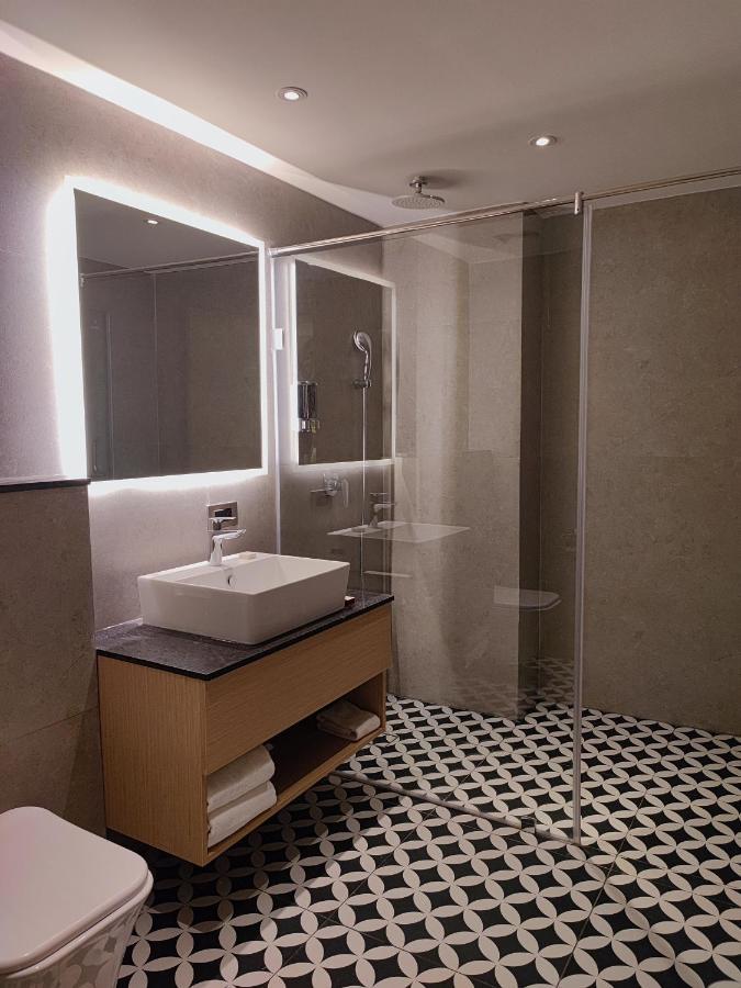Signature Hotels 维沙卡帕特南 外观 照片